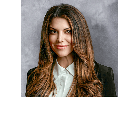 Lauren Hampton Headshot